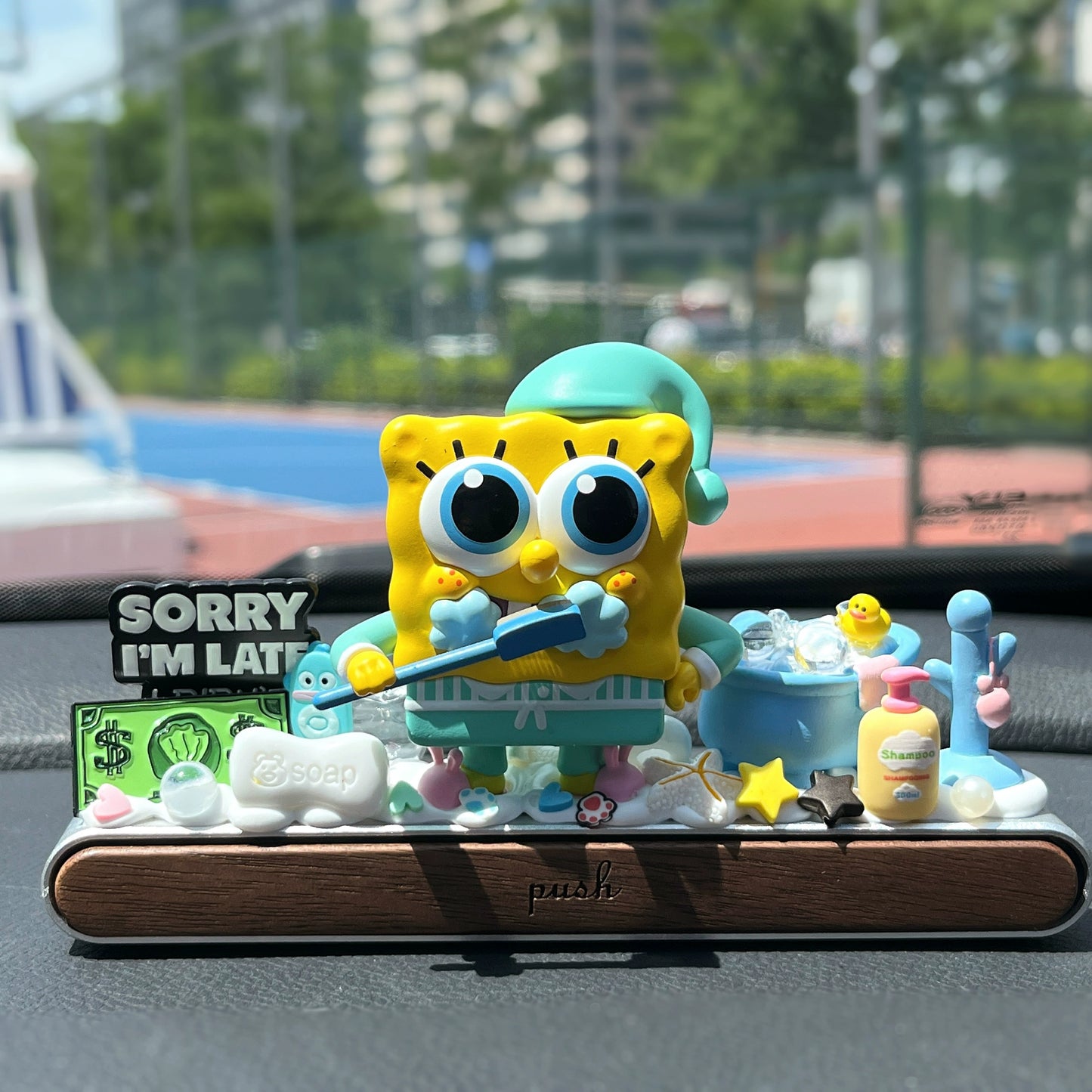 POP MART SpongeBob dashboard ornament with gift box and magnetic parking number plate