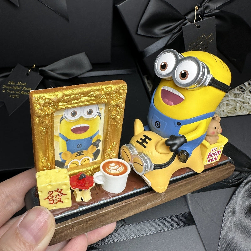 Minions & Despicable Dashboard Ornament