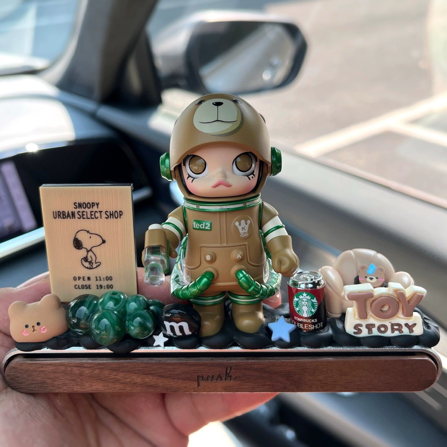 retro astronaut anime collectible