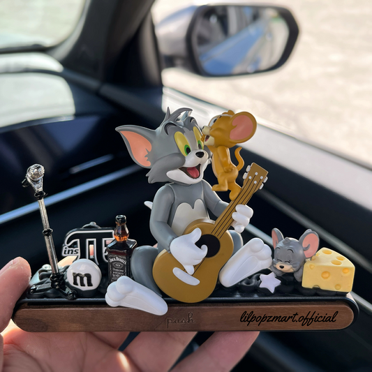 Cartoon cat and mouse dashboard ornament with hidden magnetic parking plate – Guitar and Kitchen versions